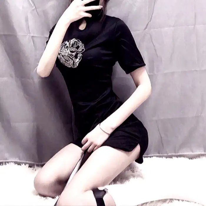 派遣女公关彩华
